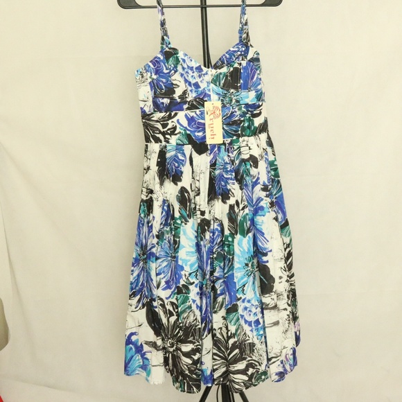 Aryeh Dresses & Skirts - Anthropologie floral midi dress